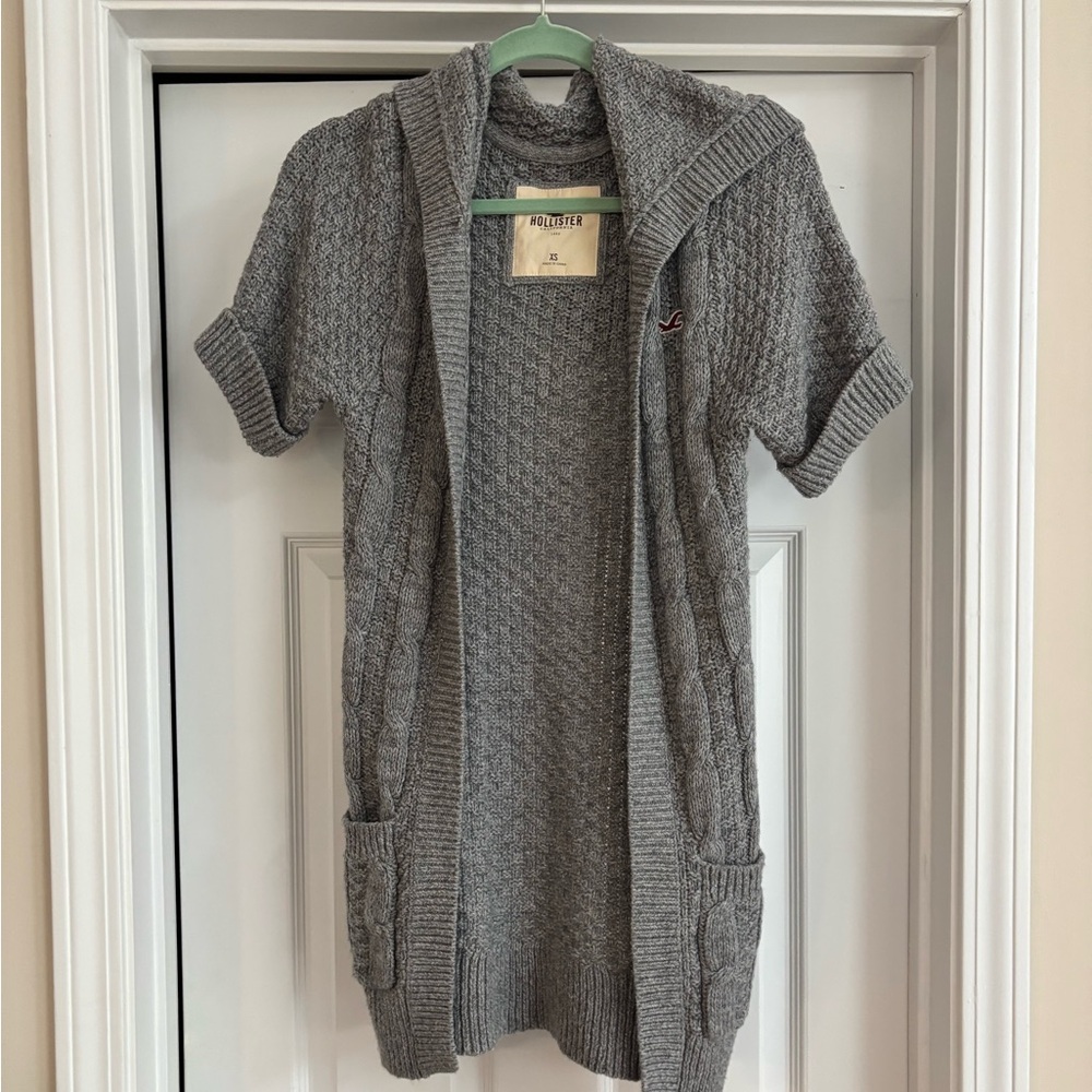 Hollister Women's Gray Open-Front Cardigan